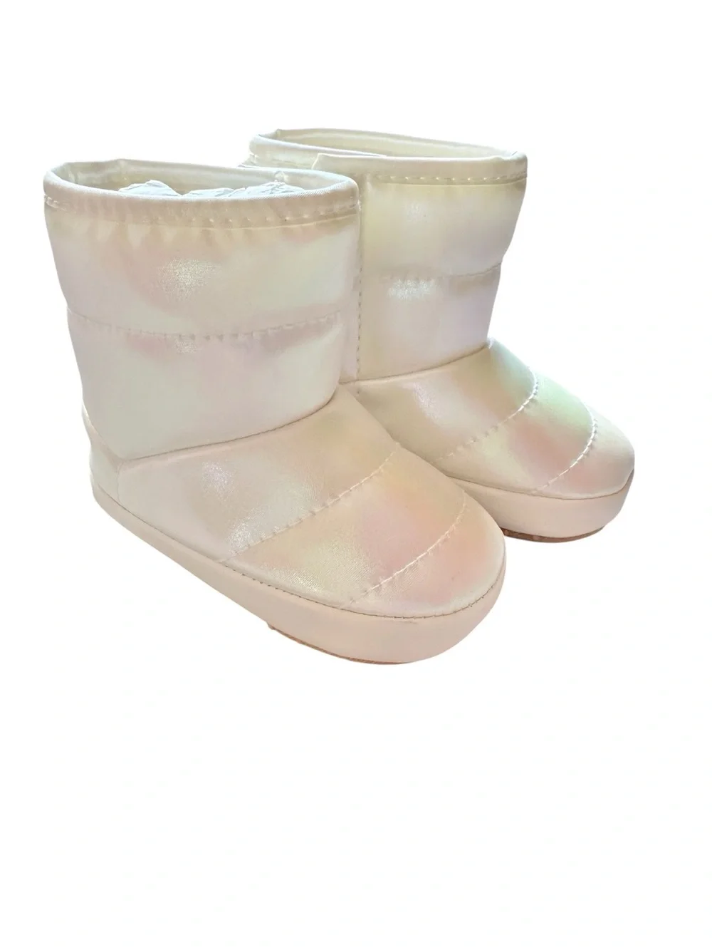 NEW Old Navy Baby Girl 3-6 Months White Iridescent Soft Snow Booties